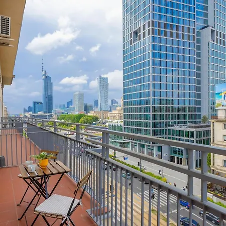 Apartment Na Alejach Jerozolimskich Przy Palacu Kultury I Nauki By Renters